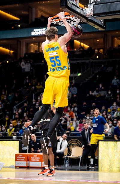 除了詹姆斯 除了詹姆斯