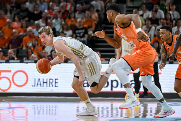 分回应是两 分回应是两