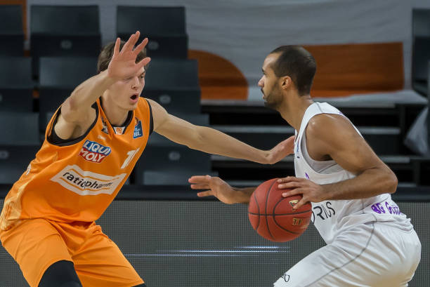 的多个国家 的多个国家